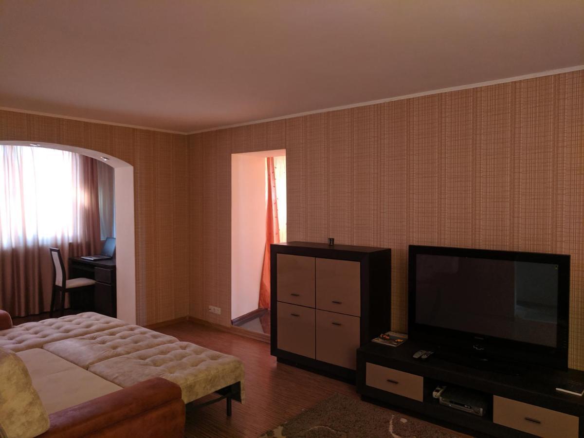 13 Floor Panorama Apartment Odesa Exterior photo